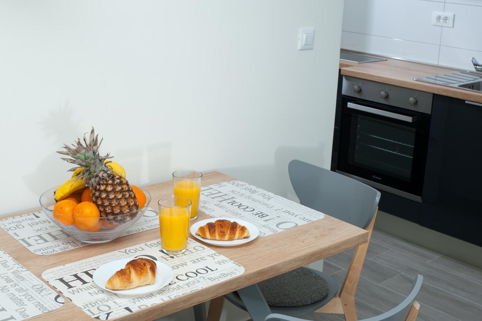Seaside Luxury Suites Podstrana Room photo