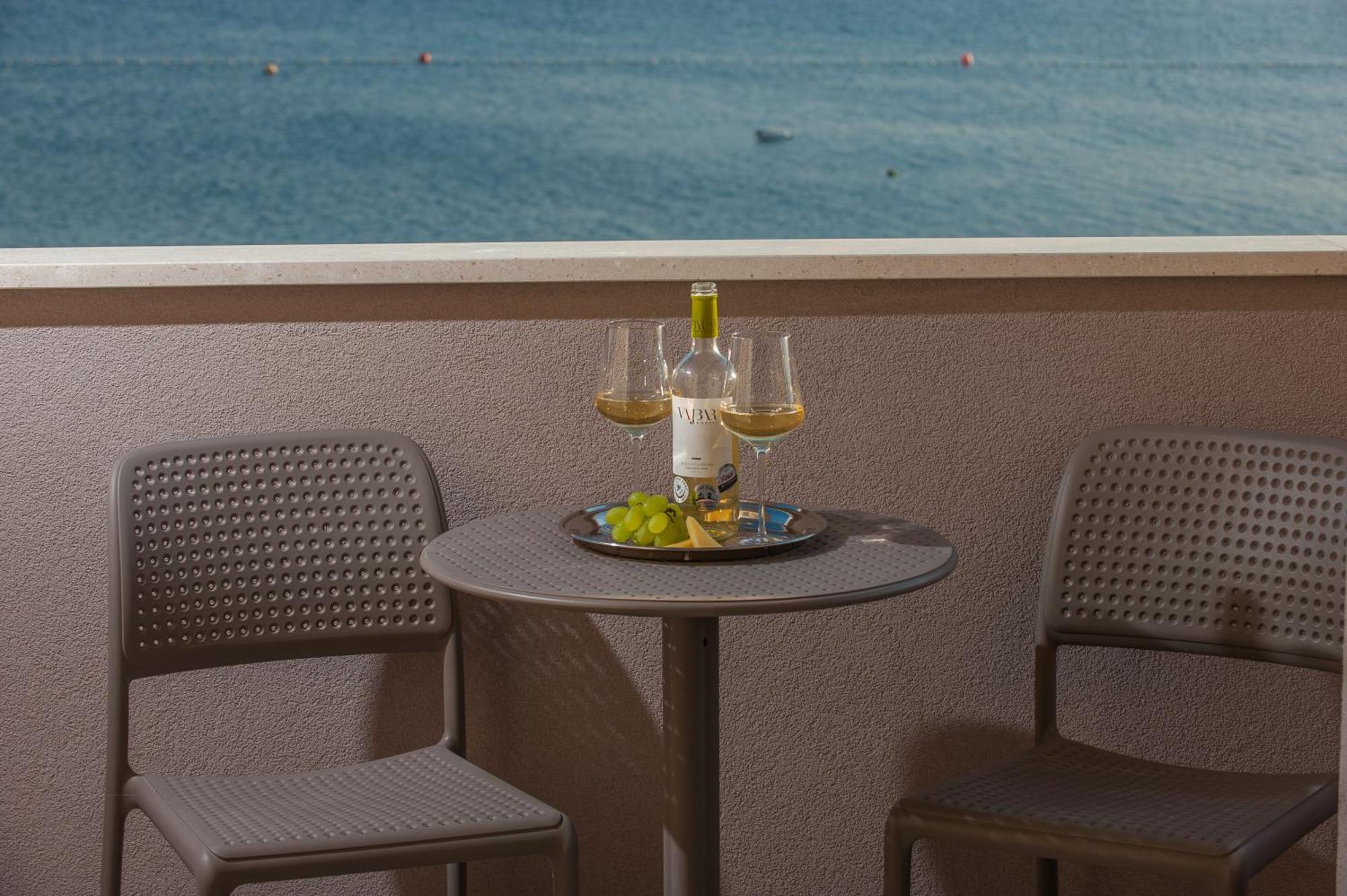 Seaside Luxury Suites Podstrana Room photo